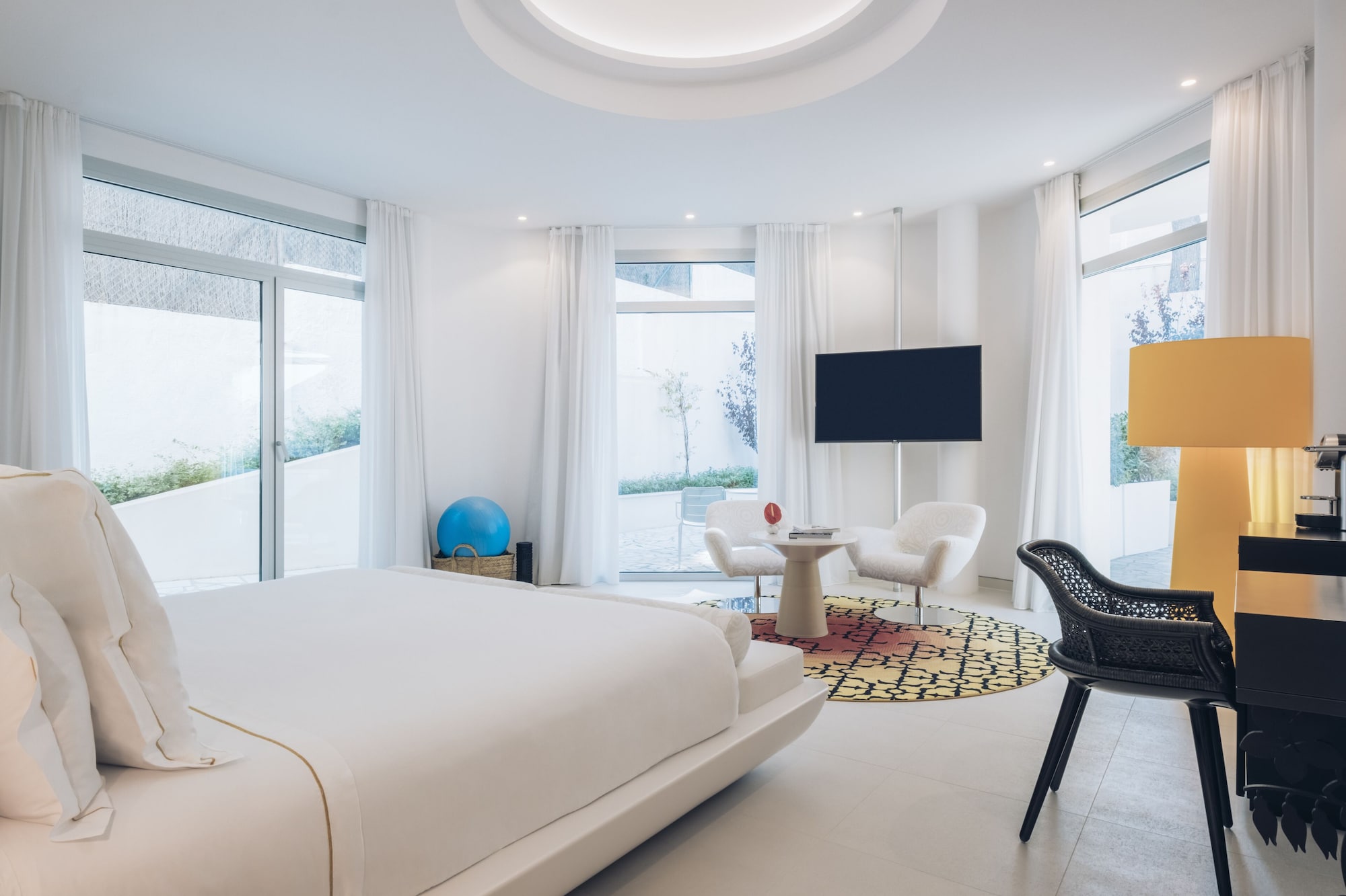 Spa, Suite, King Bed