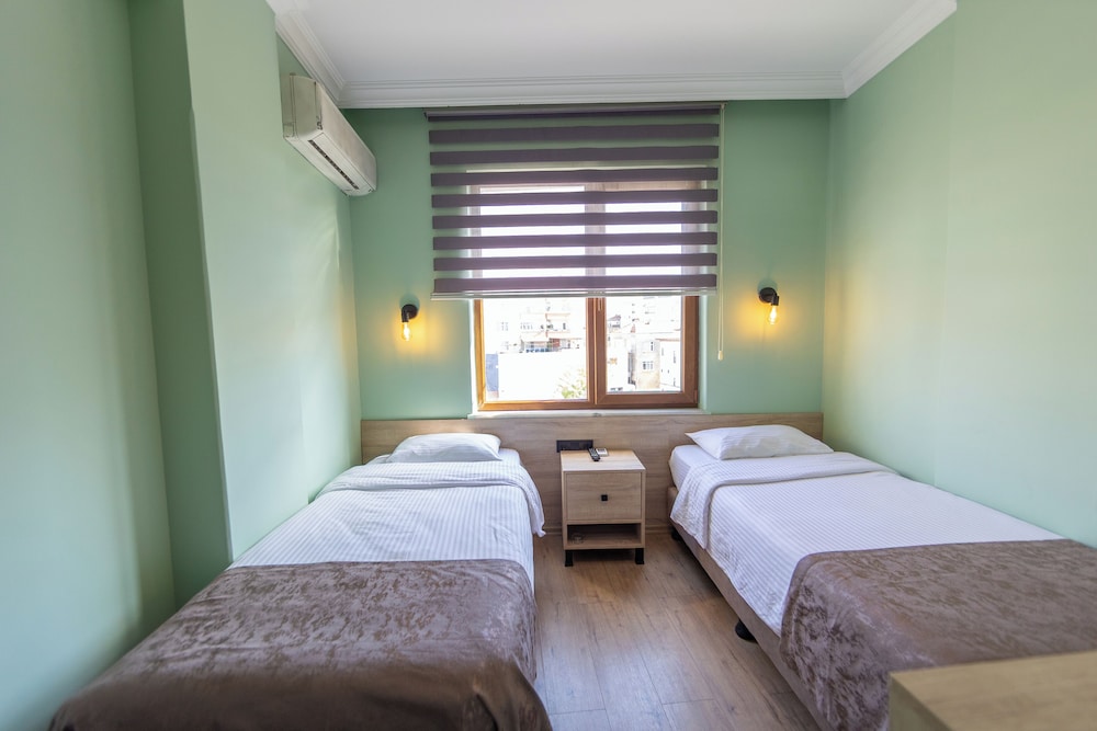 Otel 57 17/50