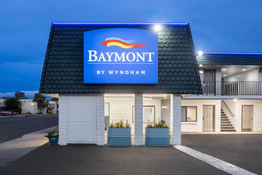 Baymont by Wyndham Susanville 4/50