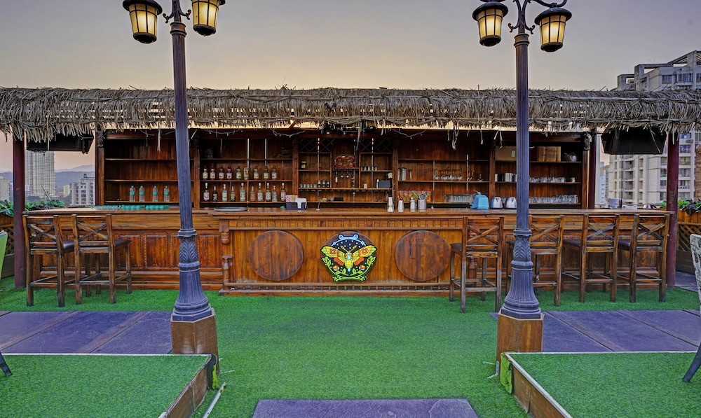 Treebo Trend De Grandeur Hotel and Banquets 32/42