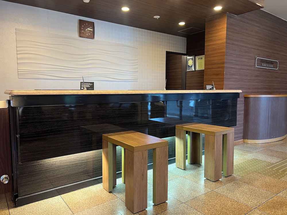Hotel Route-Inn Tsuruoka Inter 6/42