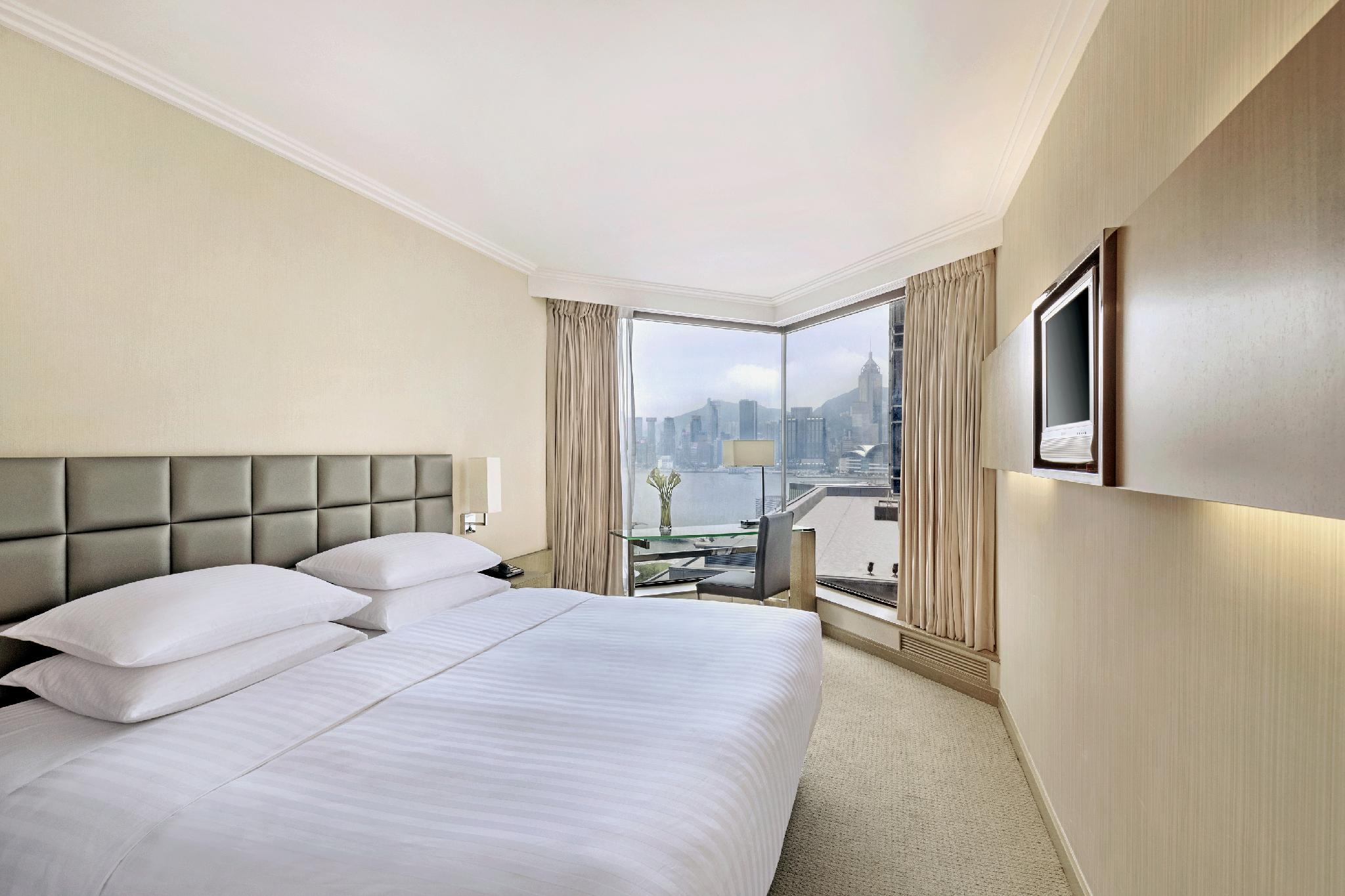 Room at The Kowloon Hotel, HONG KONG