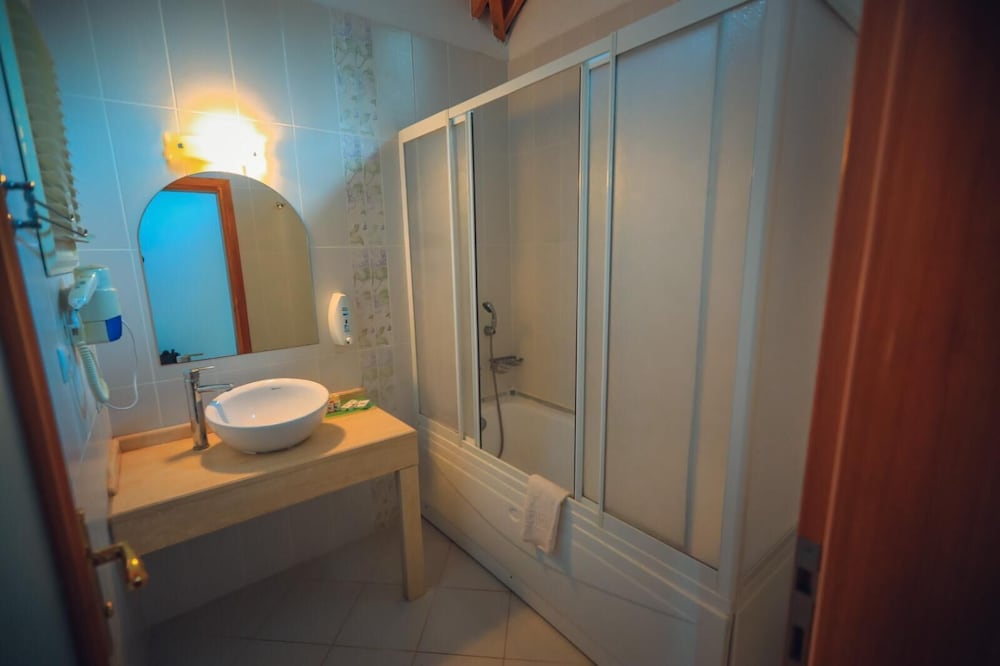 Yonca Butik Hotel 50/50