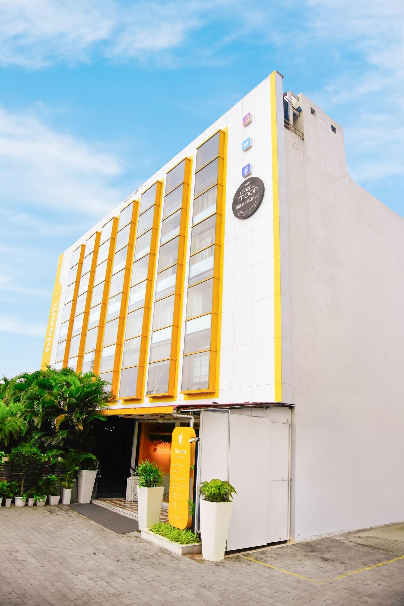 Bloom Hotel - Gachibowli 3/43