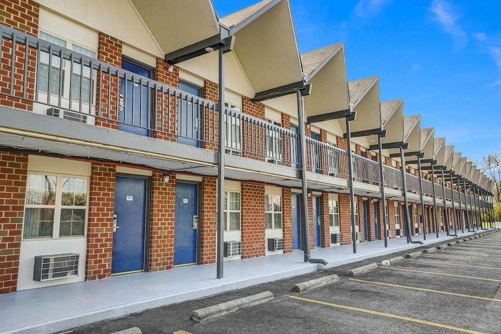 Motel6 Carlisle, PA - Cumberland Valley photo5