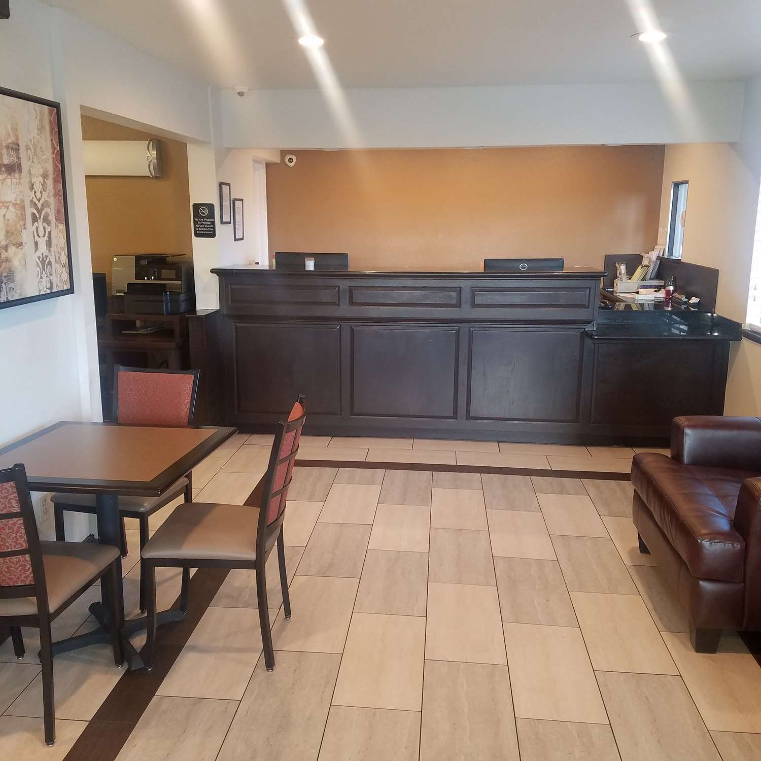 SureStay Hotel by Best Western Hollister 1/11