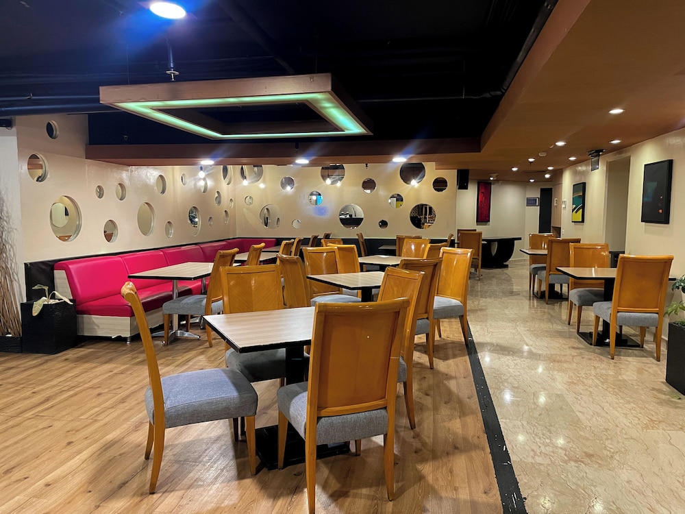 Horison Ultima Suite and Residence Rasuna 39/55