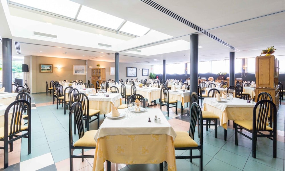 HOTEL RESTAURANTE EL PATIO 24/39
