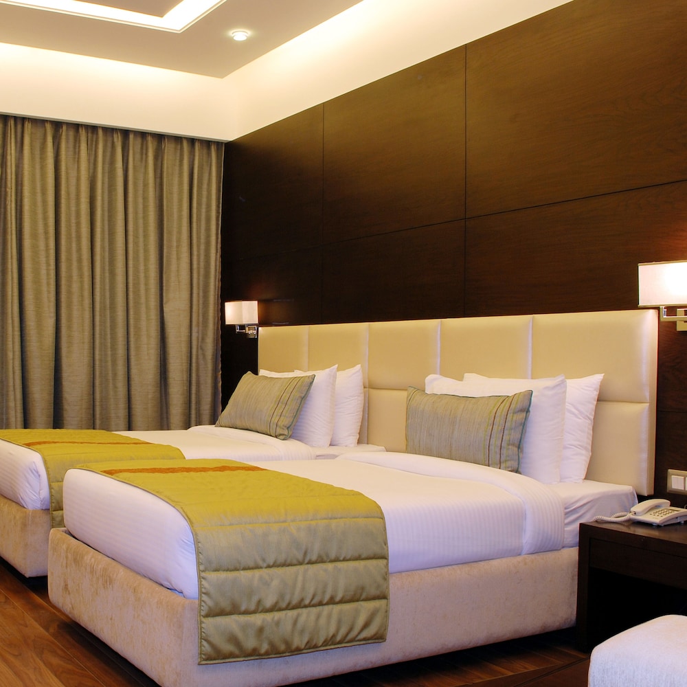 HOTEL AFRICA AVENUE G K 1 13/36