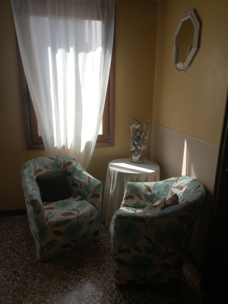 Locanda Ai Santi Apostoli 31/50