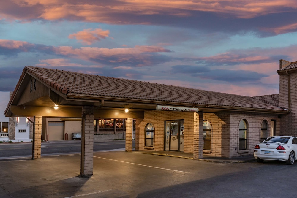 Days Inn By Wyndham Winnemucca 3/56