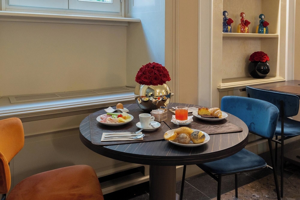 Hotel Patria Pistoia 41/50