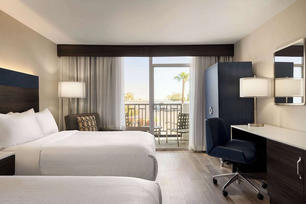Wyndham Phoenix Airport/ Tempe 18/50