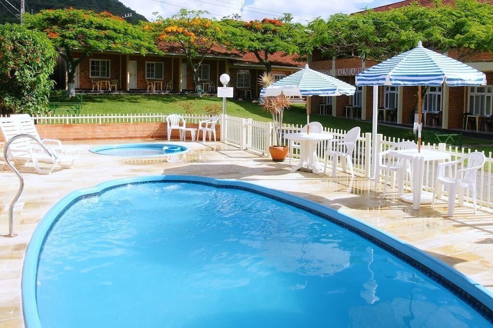 Hotel Balneario Itapocoroi 2/63