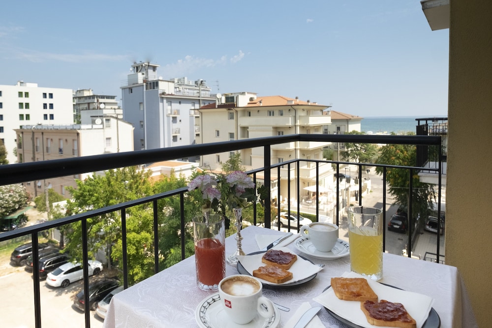 Hotel Giumer 20/28