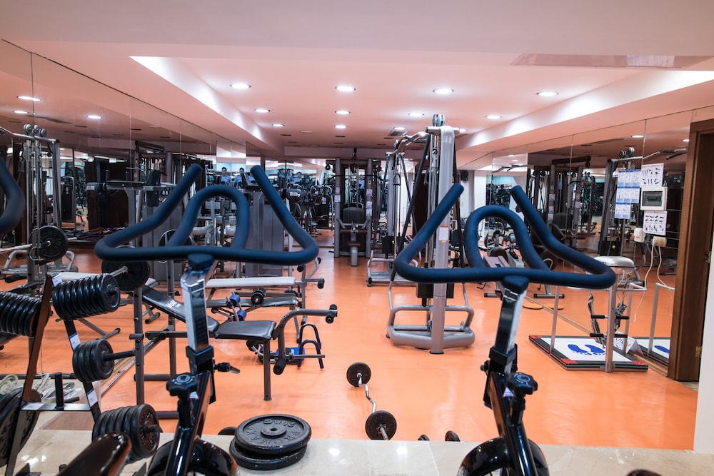 USTA PARK HOTEL 25/50