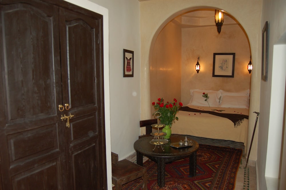 Lobby at Riad Les Trois Palmiers El Bacha, MARRAKECH