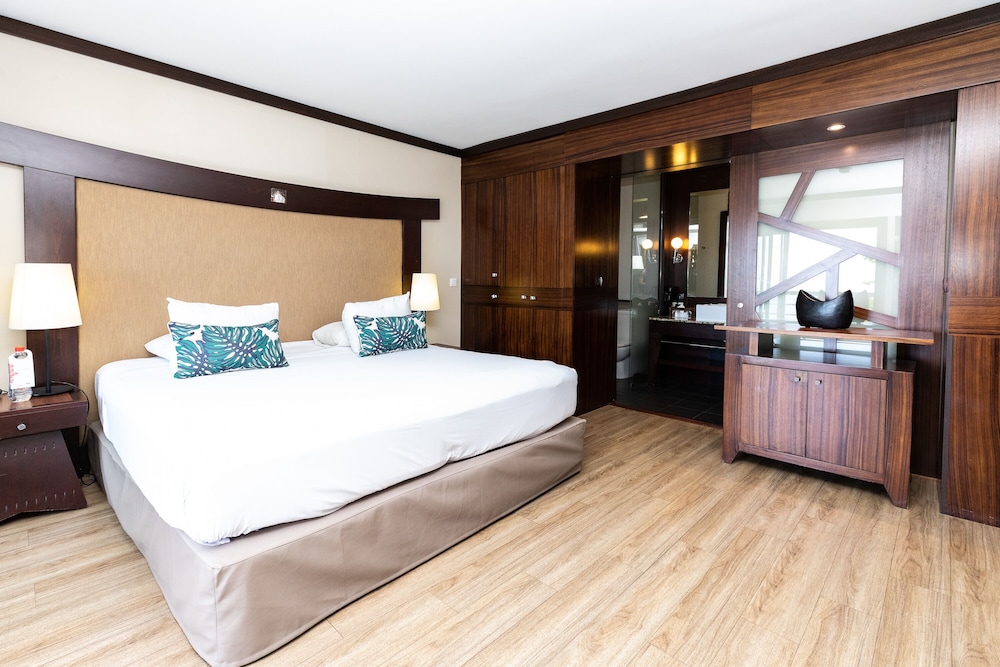 Tahiti Pearl Beach Resort 13/41