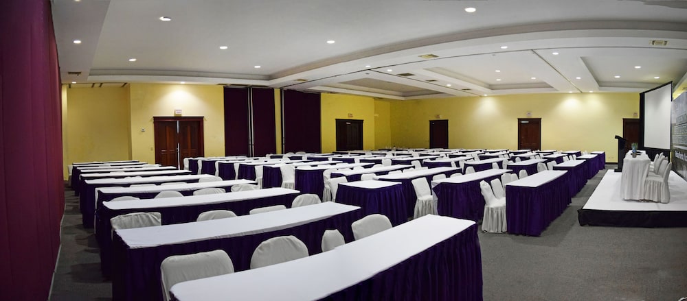Reef Yucatan All Inclusive Hotel and Convention Center 31/50
