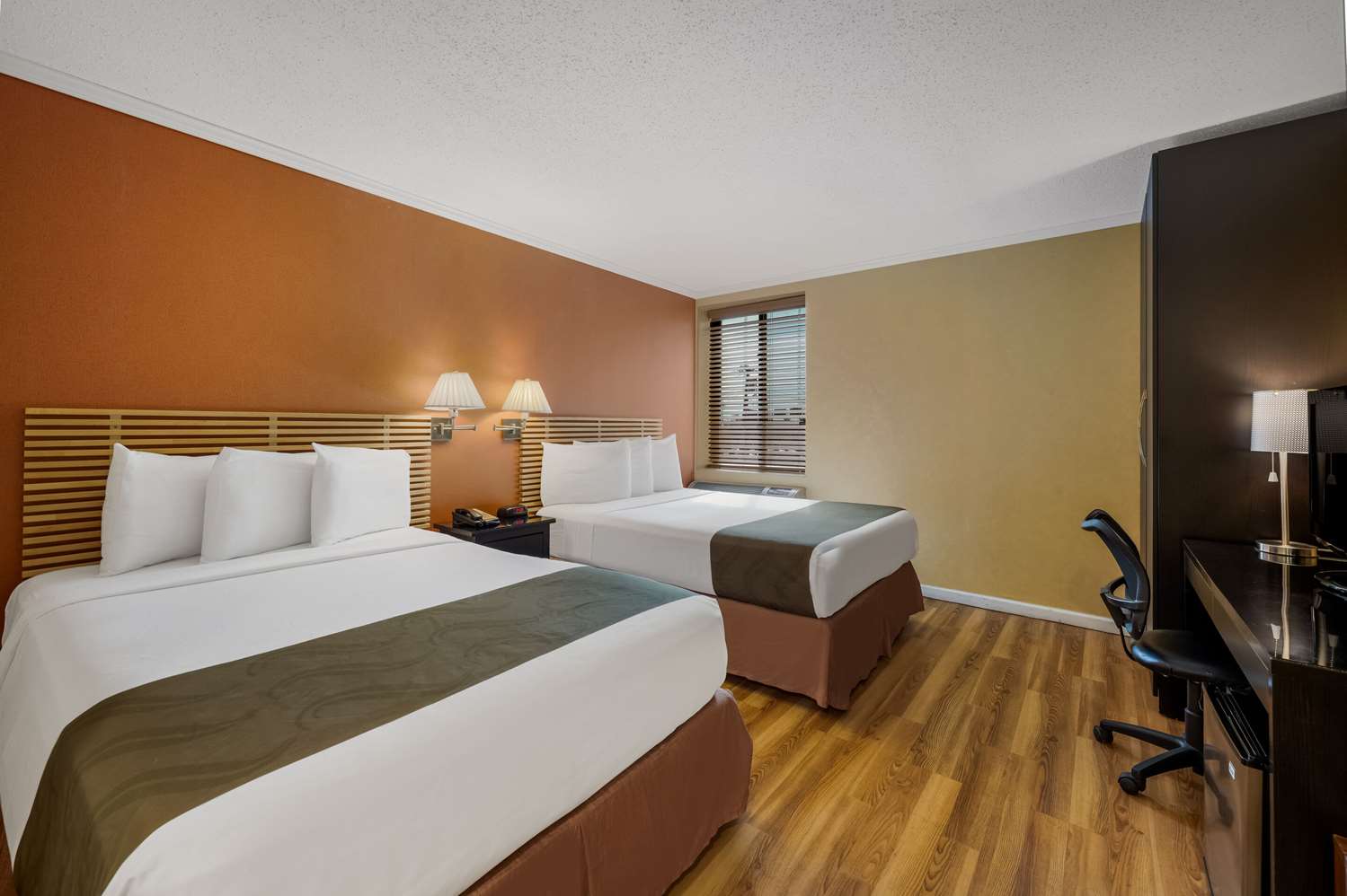 Quality Inn JFK Airport Rockaway Blvd 9/18