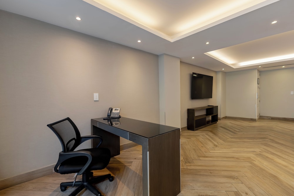 Isaaya Hotel Boutique By Wtc 39/50