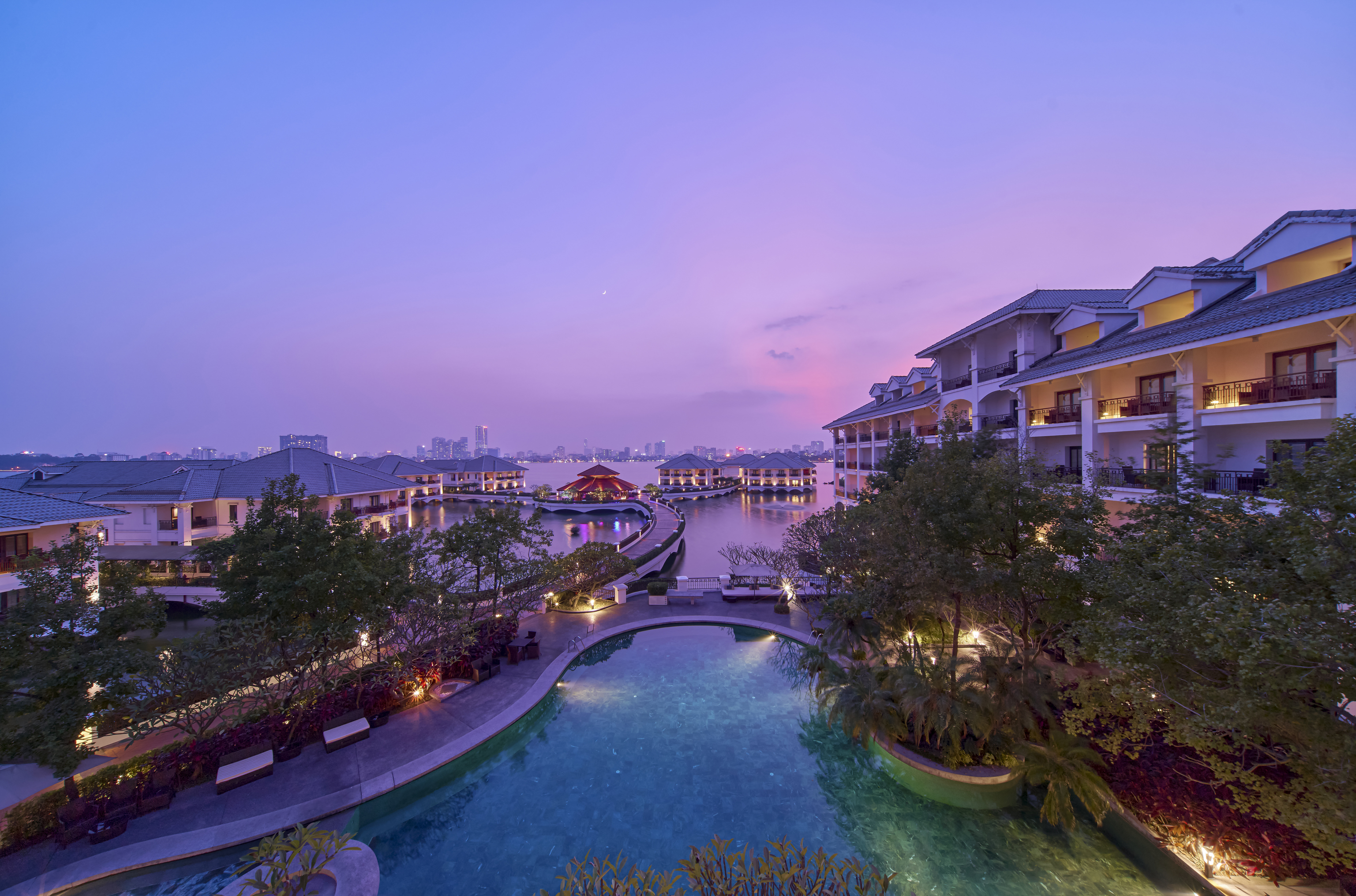 Intercontinental Hanoi Westlake 71/78