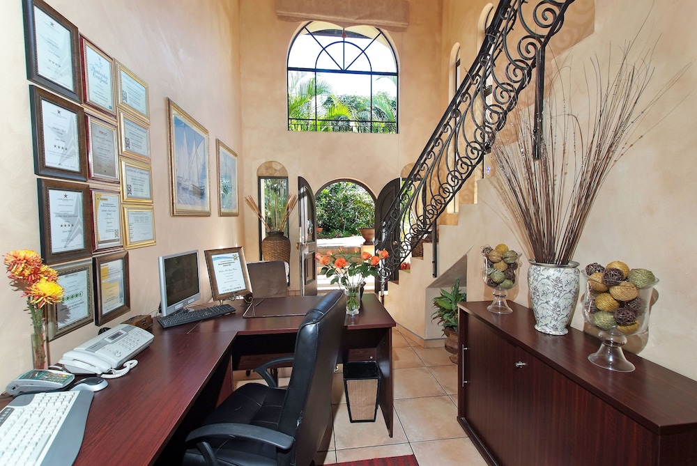 Anchors Rest Guest House 26/45