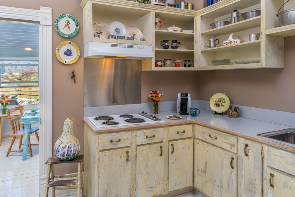 Maison D Memoire Bed & Breakfast Cottages 31/50