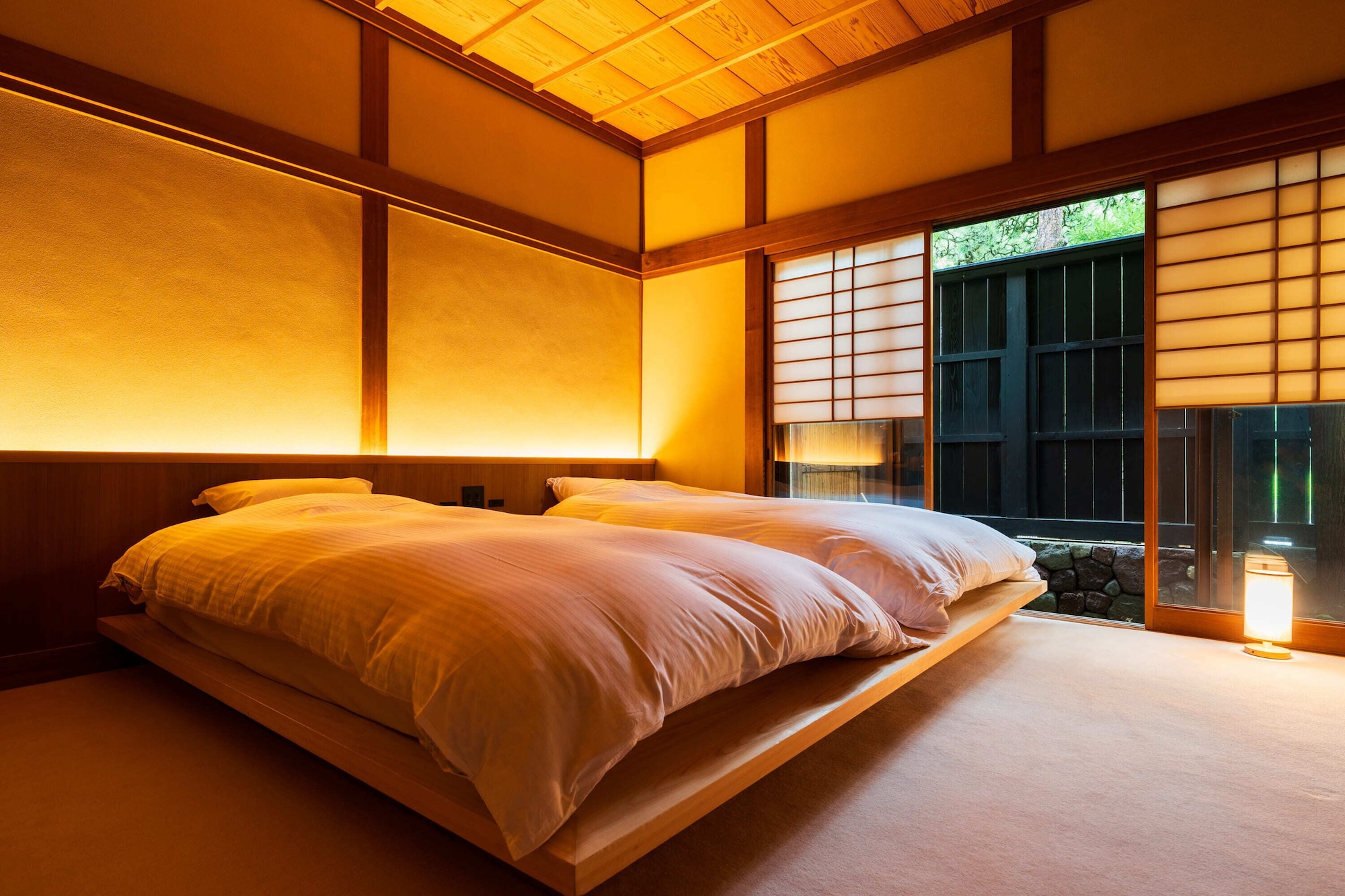 Kaede, Deluxe, Twin Beds, Shared Bathroom