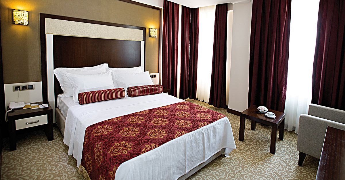 غرفة قياسية بسرير مزدوج، LAVIN OTEL 2/2