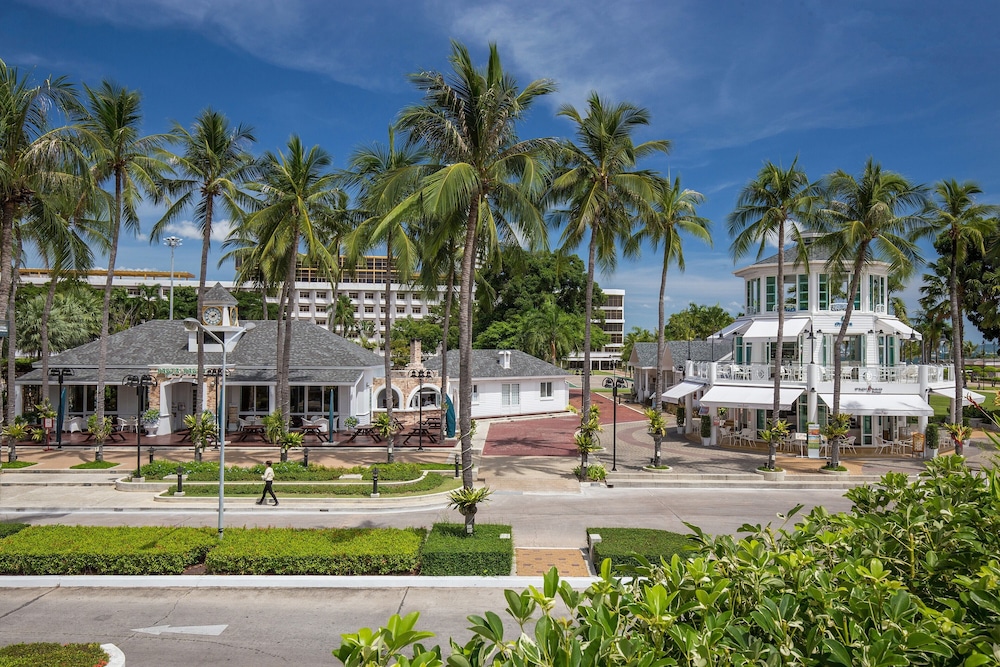 AMBASSADOR CITY JOMTIEN - OCEAN WING 43/50