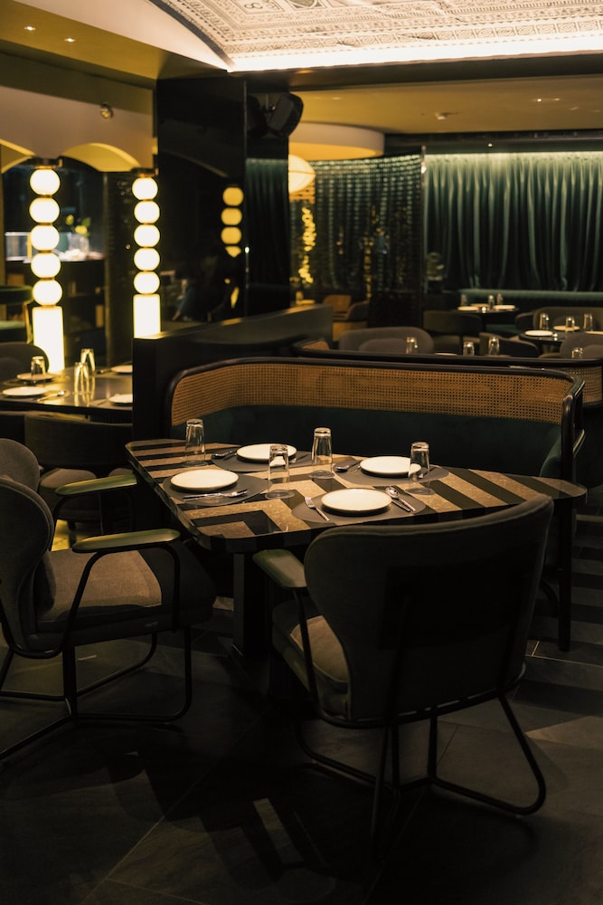 The Maya Hotel 34/50