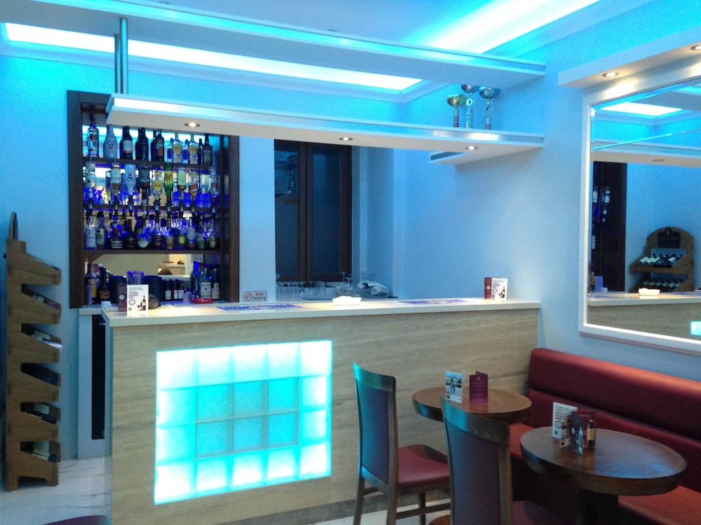 Grand Harbour Hotel 27/45