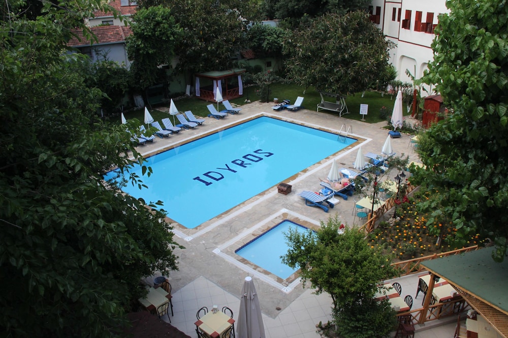 Idyros Hotel 44/50