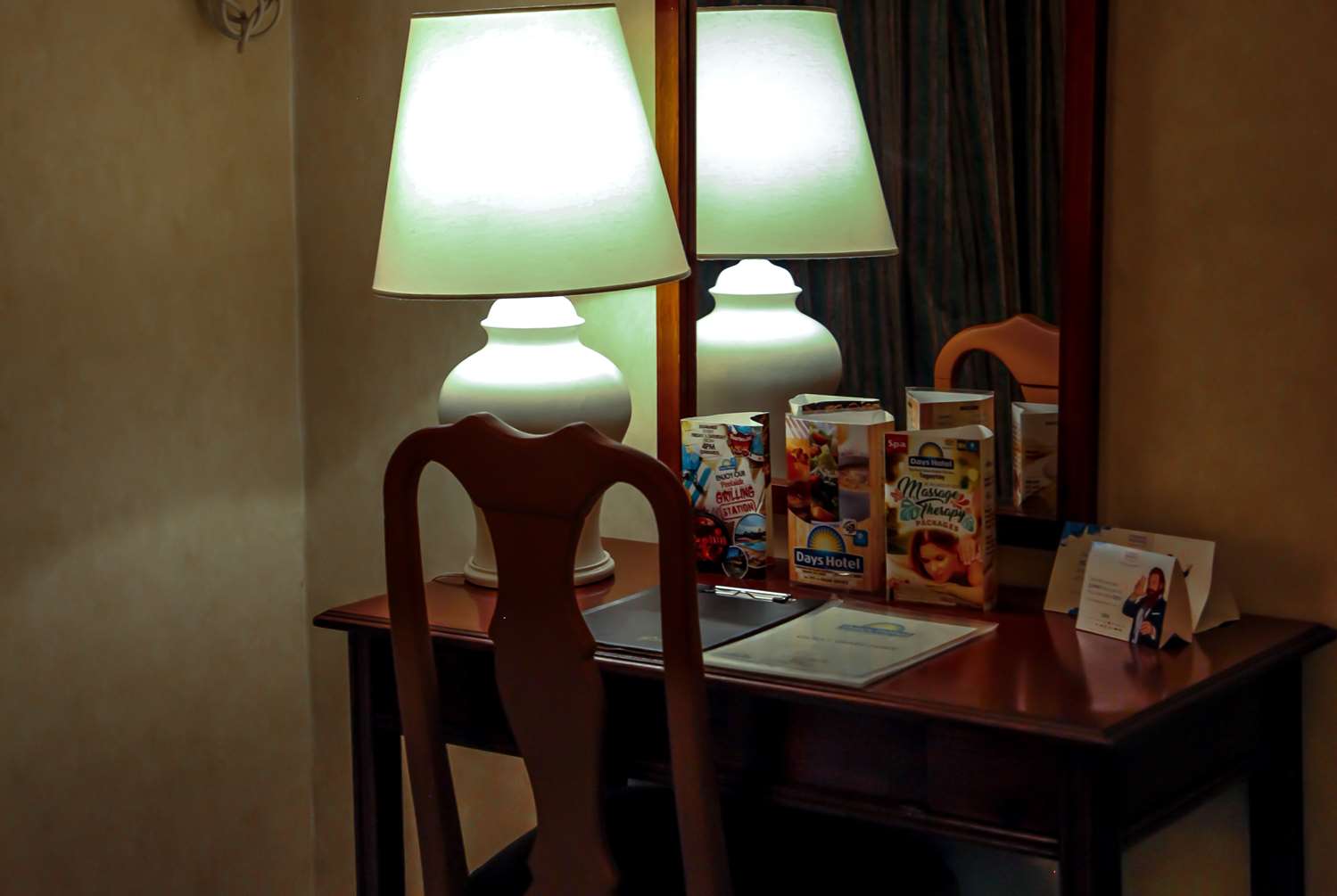 Days Hotel Tagaytay 15/36