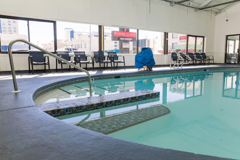 Ramada Plaza by Wyndham Virginia Beach Oceanfront 23/50