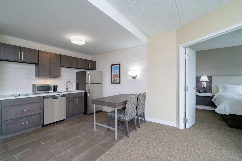 Hampton Inn And Suites Valley Forge Oaks 18/53