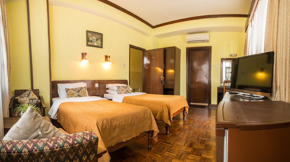Hotel Excelsior(P)Ltd 14/33