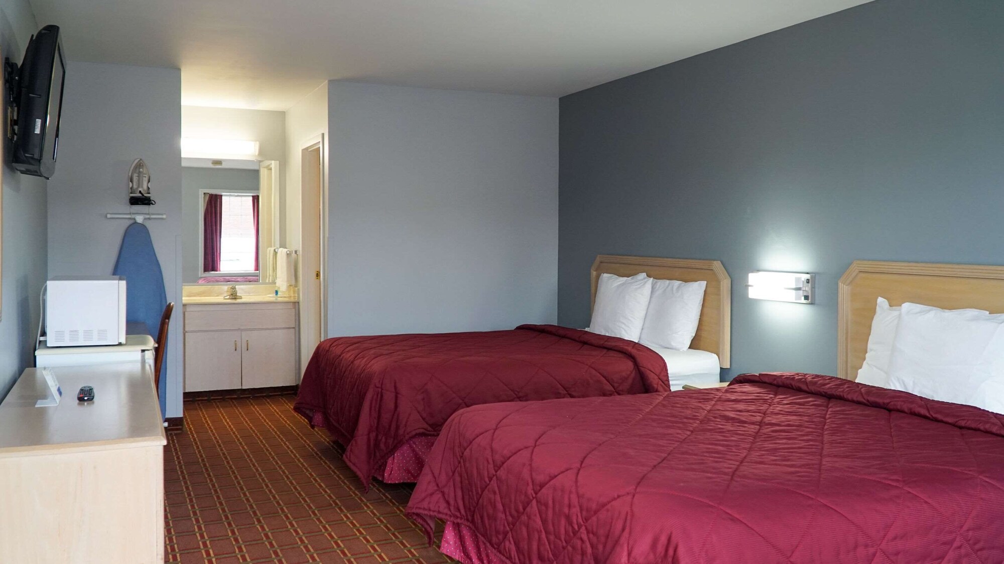 Standard, 2 Queen Beds