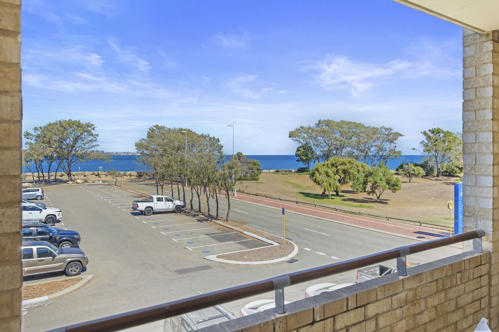 Nautica Residences Hillarys 33/50