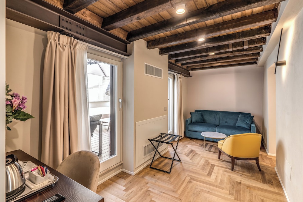 Albergo Abruzzi 38/58