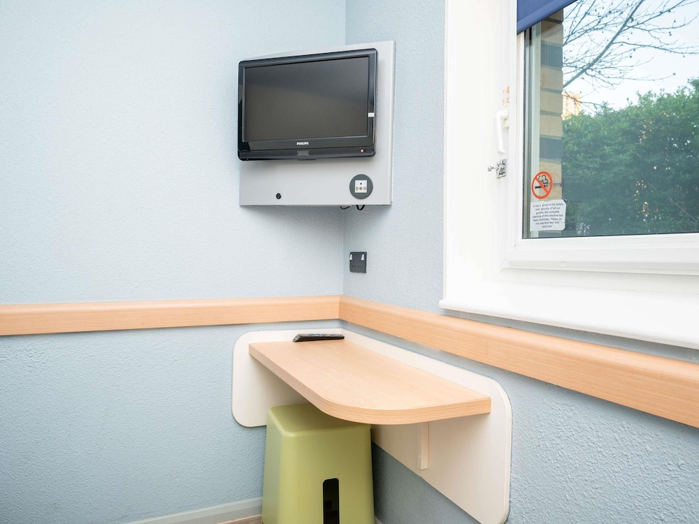 Ibis Budget London Barking 32/48