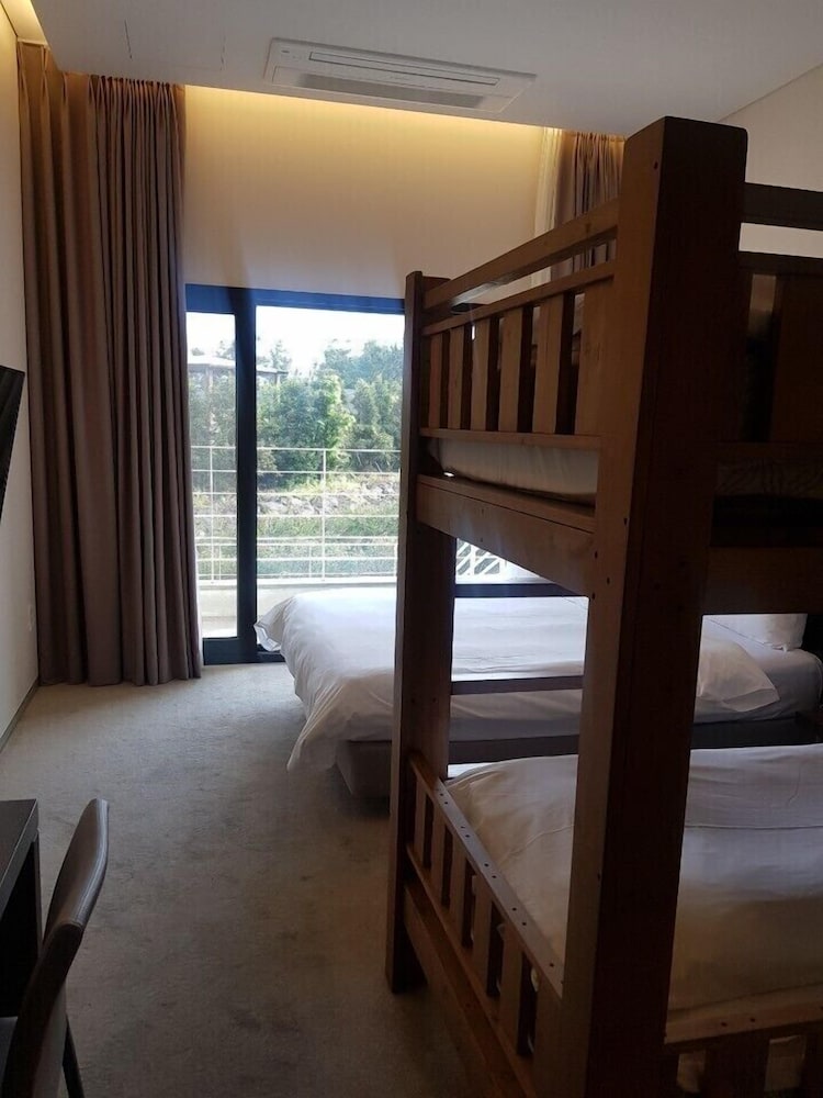 Grandmer Hotel Jeju 49/67