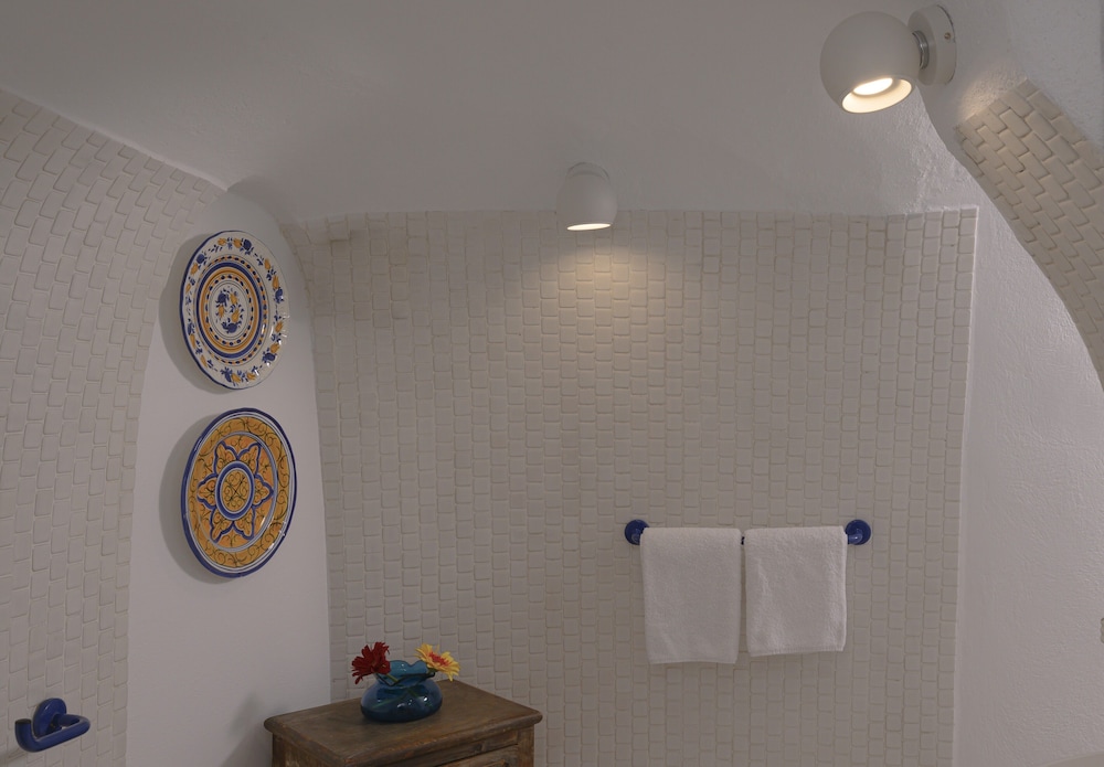 Santa Irini Villa 3/28