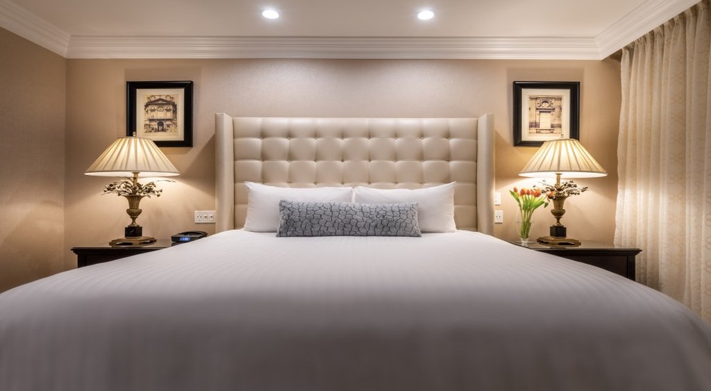 Beverly Hills Plaza Hotel & Spa 19/63