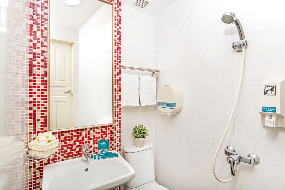 Hotel 81 Kovan 14/27