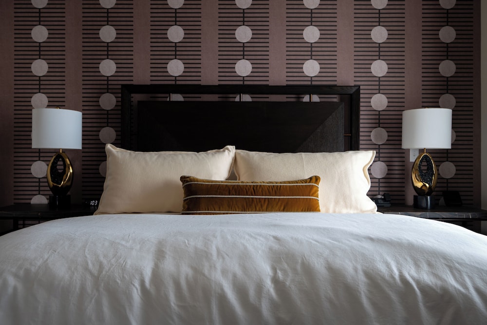 Emigrant Boutique Hotel 22/28