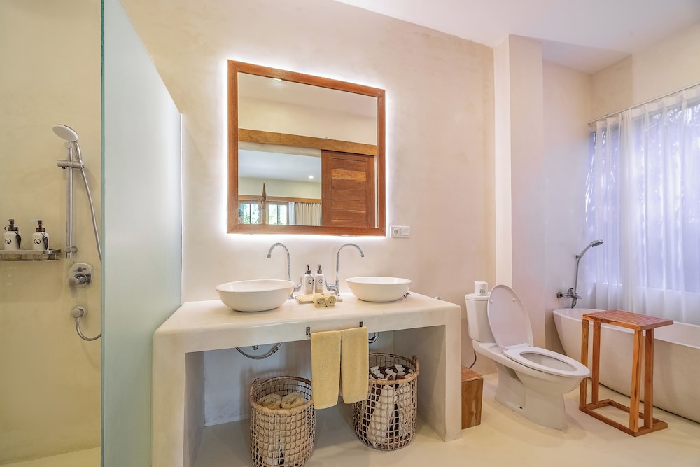White Goose Boutique Hotel 41/42