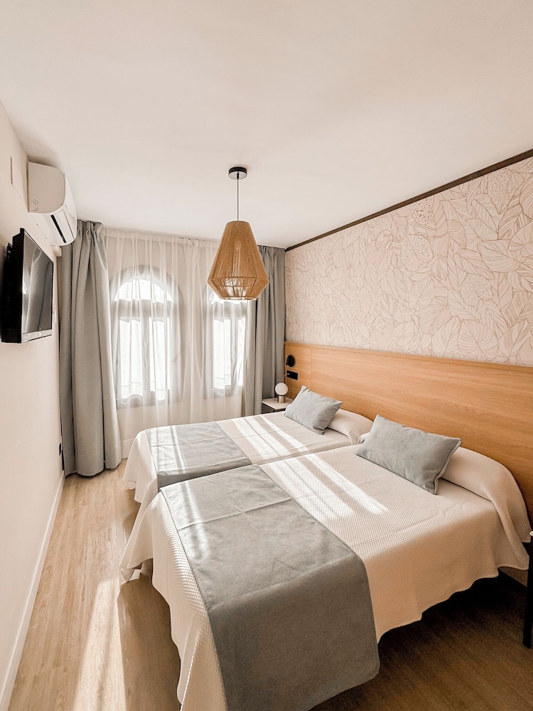 Hotel Puente Real 22/62