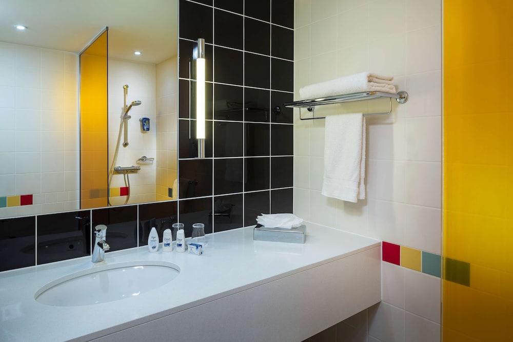 Radisson Hotel Manchester City Centre, A Verified Net Zero Hotel 21/91